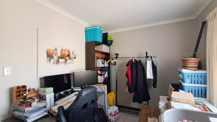 3 Bedroom Property for Sale in Zoo Park Western Cape